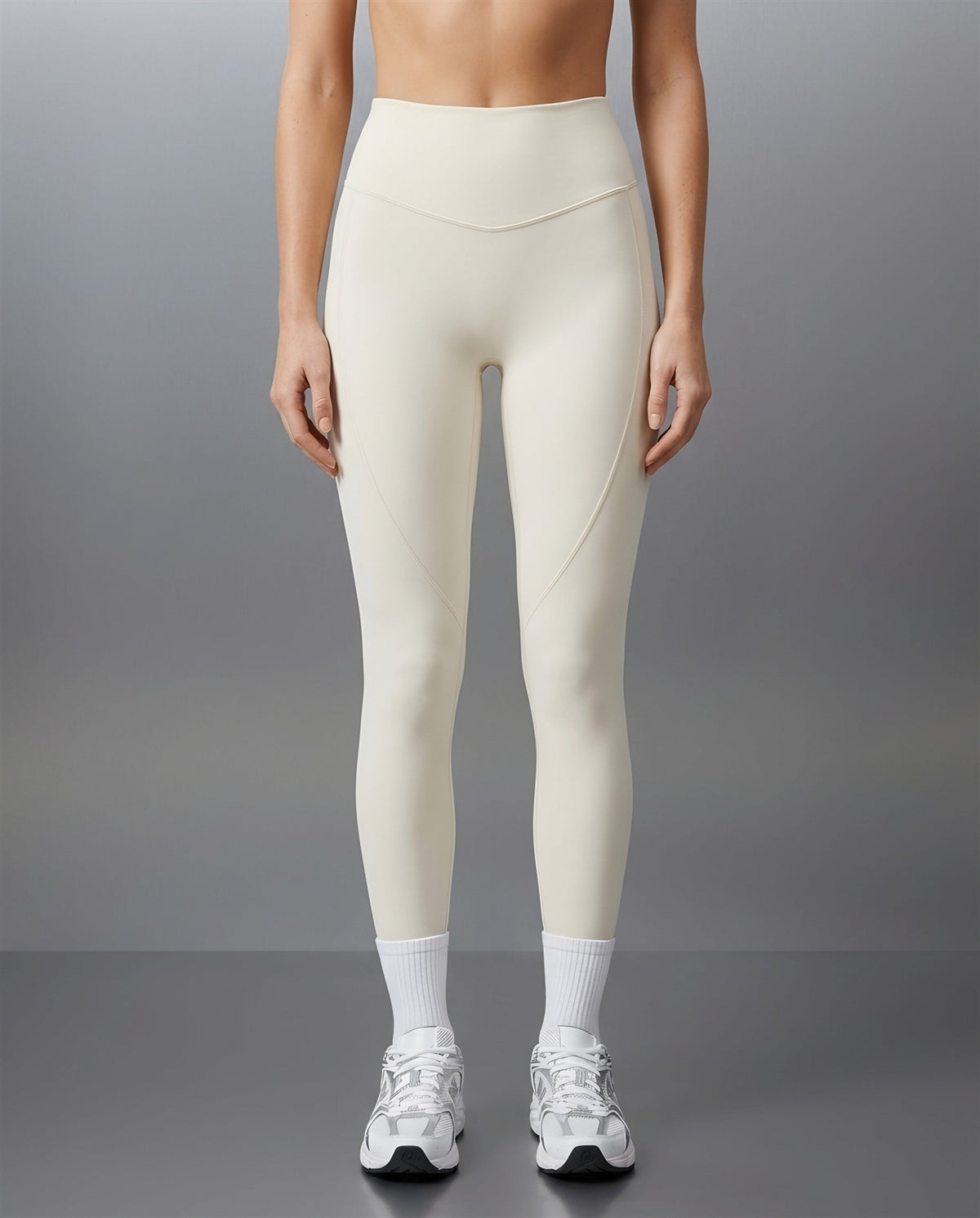 Contour High-Waisted Leggings in Creamy White