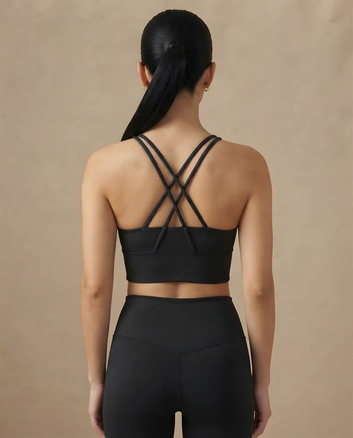 Confidence Longline Sports Bra in Black