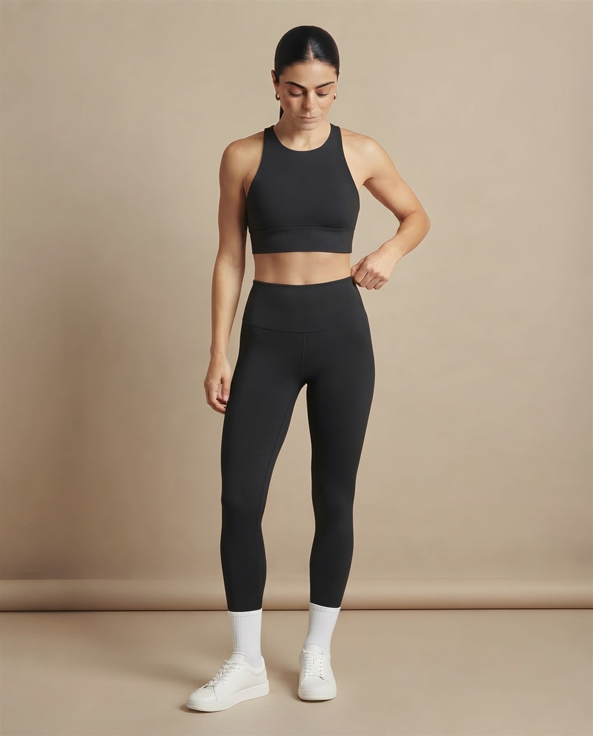 Confidence Longline Sports Bra in Black