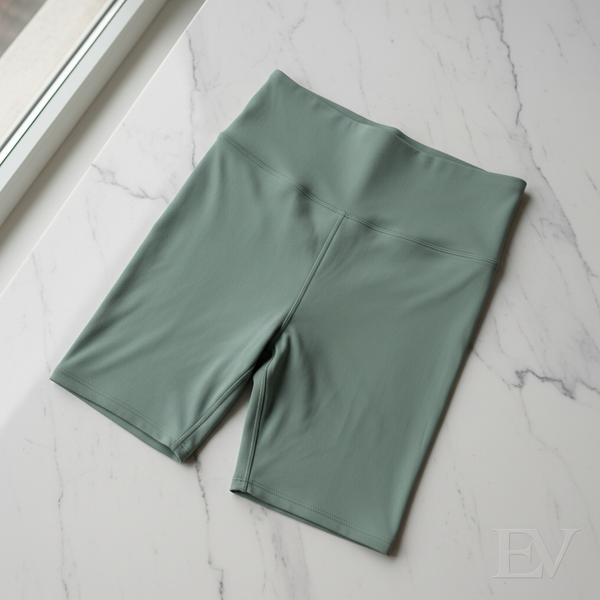 Eveloa Shorts Sage Green